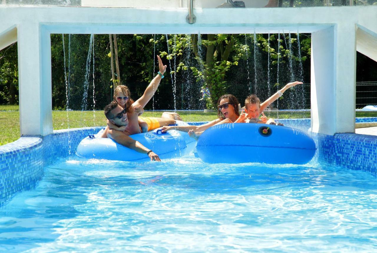 Honey Paradise Glamping Resort Dobova Kültér fotó